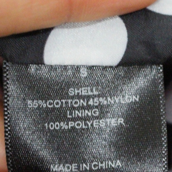 Isaac Mizrahi , Hot pink trench rain coat with Polka Dot Lining - Picture 12 of 13